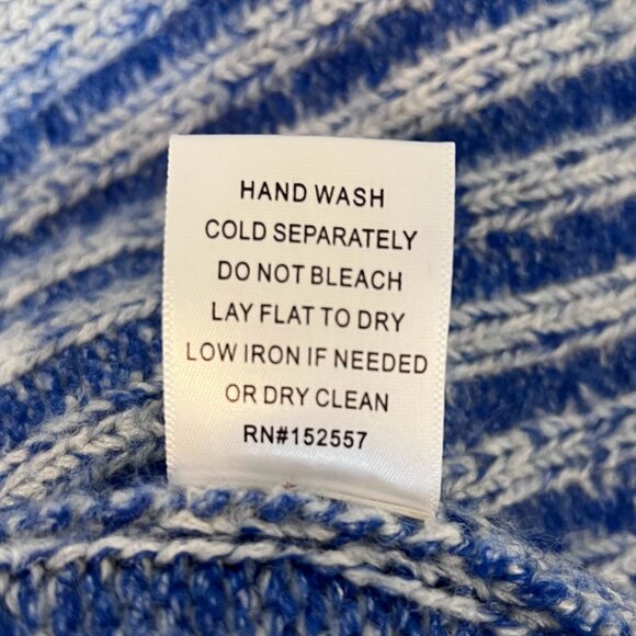 NWT Grey Bandit, Frosted Morning Sweater in Blue, Medium, Over-Sized & Cozy - Picture 10 of 10